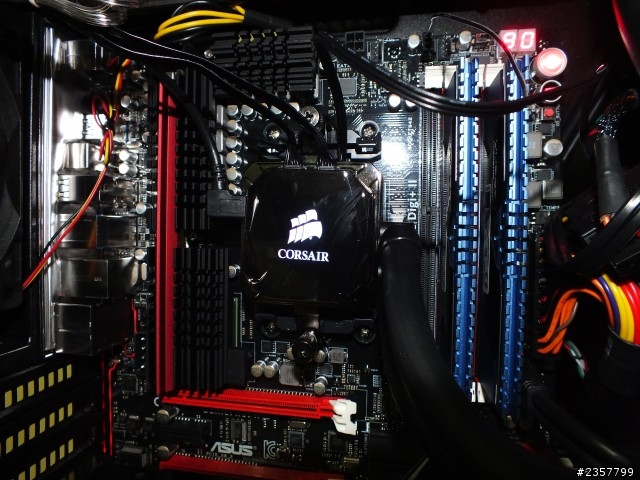 [開箱拉]FX8350碰上CROSSHAIR V FORMULA-Z