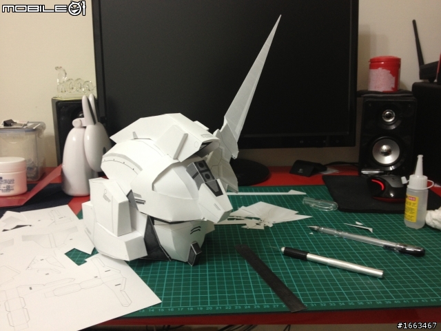【紙模型】獨角獸鋼彈 Unicorn Gundam 新手處女作 (持續更新中)