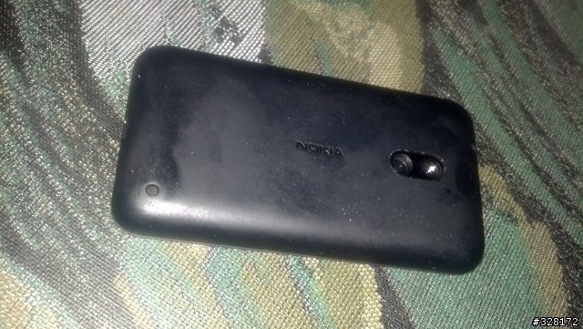 NOKIA LUMIA 620開箱文(已放上圖)