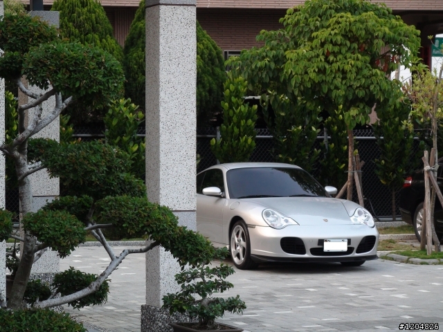 [關箱] 996 turbo