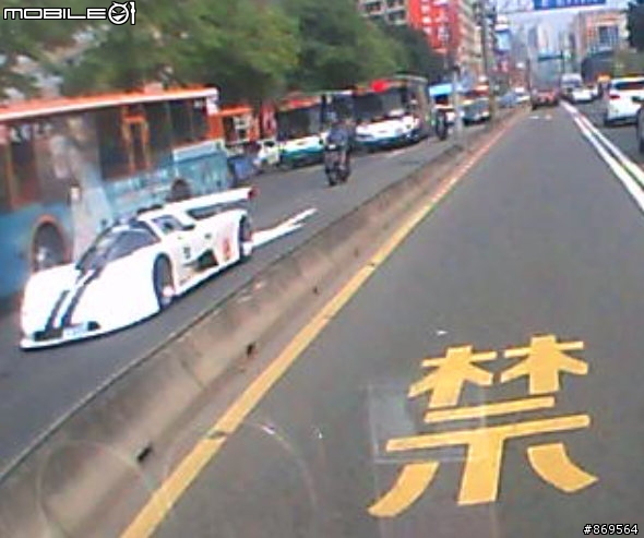 這是什麼車~?