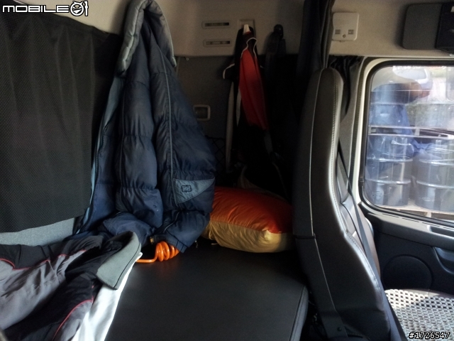 偽開箱  VOVLO FM 拖車頭