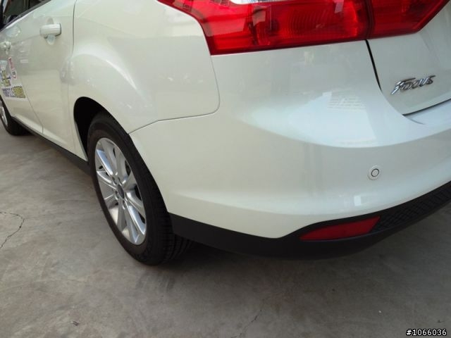 2013 THE ALL-NEW FOCUS 24小時免費開回家 非常不專業心得分享