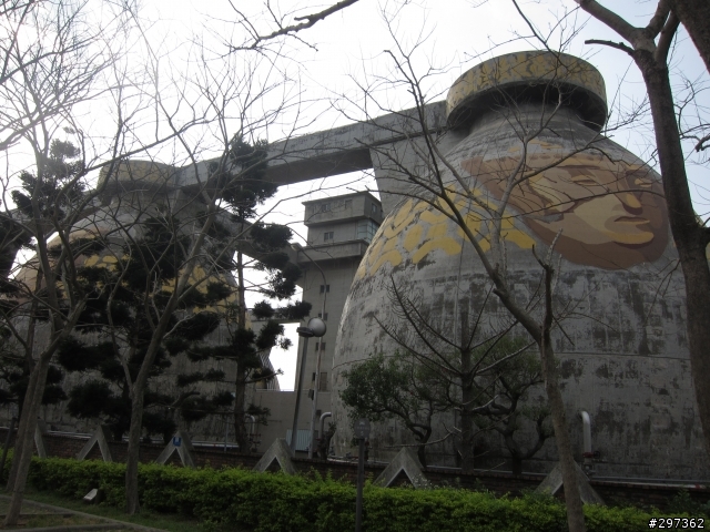 八里輕鬆騎車半日遊 請推薦好吃的