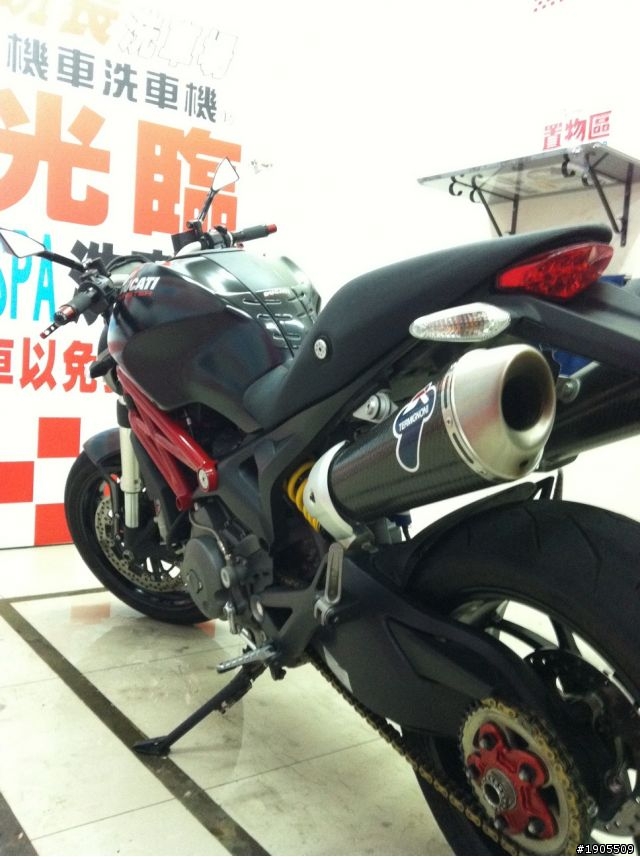 自動洗"機"車機~到底能不能洗重機呢?(頭殼撞到做實驗)