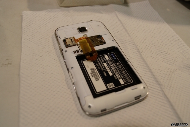[DIY]泛泰 SKY A820L 觸控螢幕更換實錄