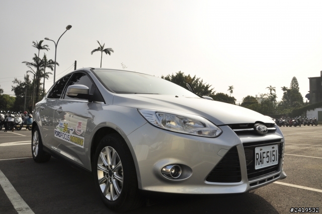 2013 All New Focus 免費開回家!(兩台小徑車+后豐鐵馬道+廟東夜市+台中趴趴走)(圖多)