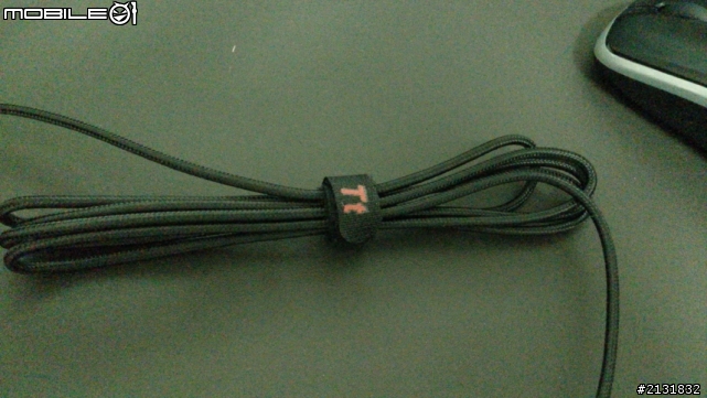 [開箱] Tt eSPORTS AZURUES Mini 黑翼真鯊