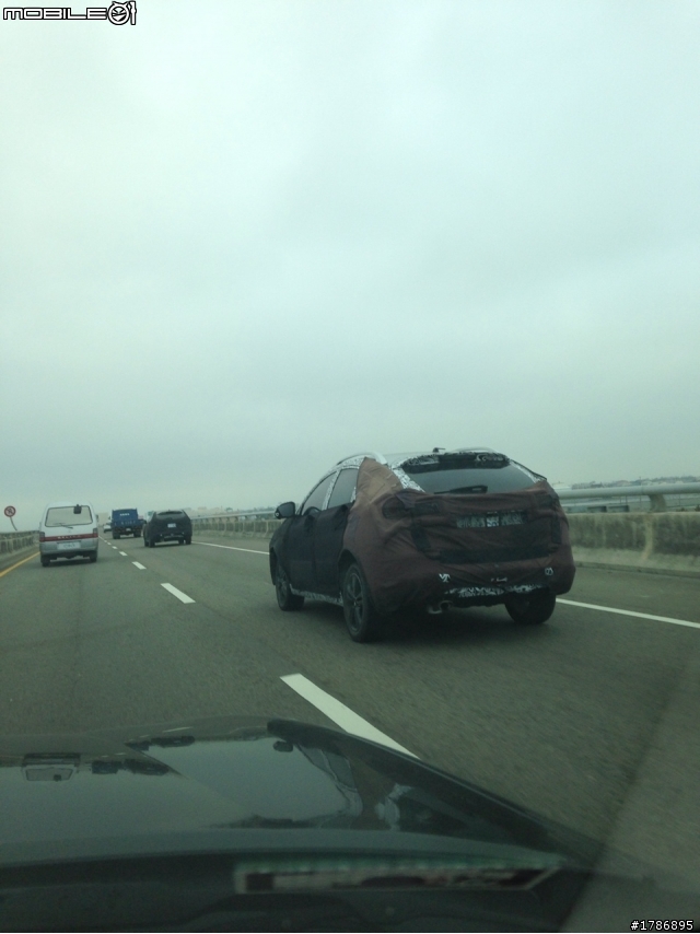 這是納智捷k5還是suv?!偽裝車