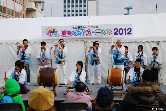 [冬之名古屋自助行]-Part.2-名古屋水族館看海豚表演/企鵝走路
