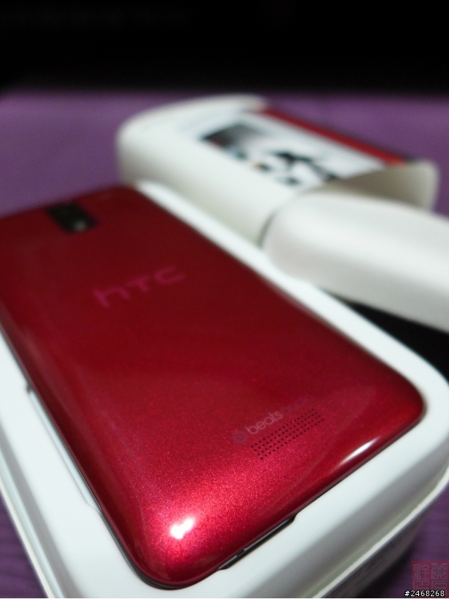 純粹想分享 hTC J (紅)