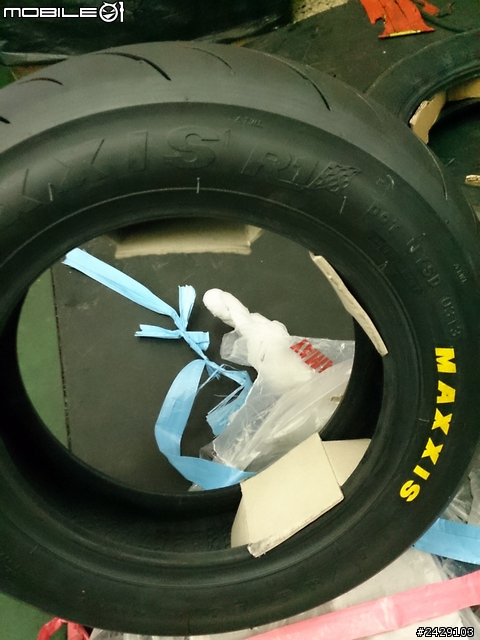(新裝分享)10吋MAXXIS R1+SAVA MC31 RS +畫輪胎分享