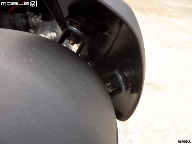 2013 GSR 125尊爵版鐵漢灰 開箱