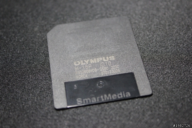 經典銘機 Olympus Camedia C-4040Z 開箱