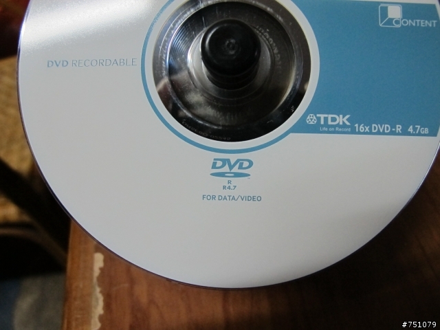 光碟雙雄，錸德品質抽樣測試。