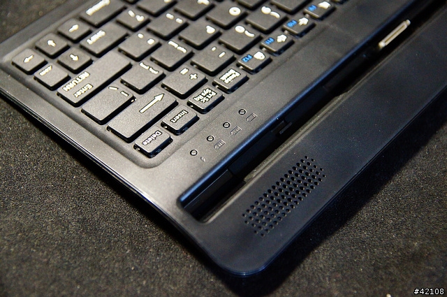 [三星Exynos 4412方案] VOYO Q101四核版 公司貨.登場.(新增專用鍵盤底座)