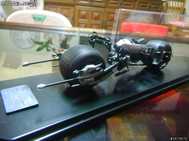 [改造製作分享] 黑暗騎士BAT POD 1/25會”翻輪”的蝙蝠機車