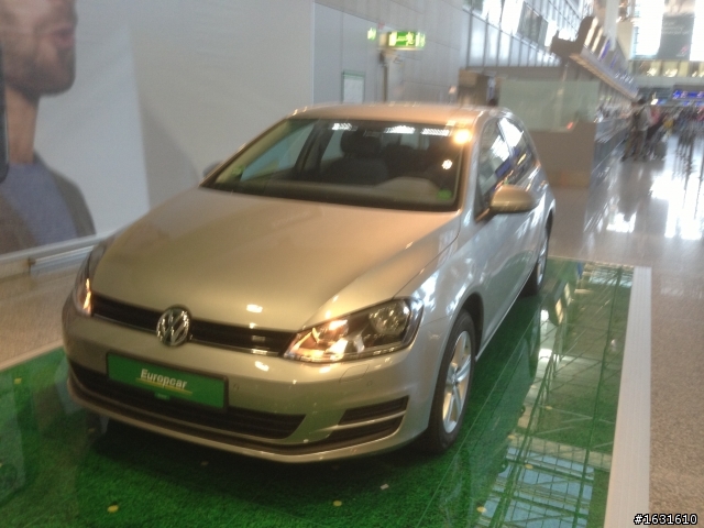 機場的7代GOLF