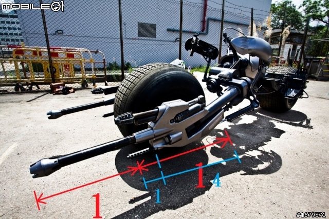 [改造製作分享] 黑暗騎士BAT POD 1/25會”翻輪”的蝙蝠機車