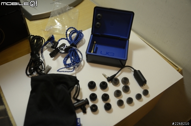 <開箱> UE900 跳坑!