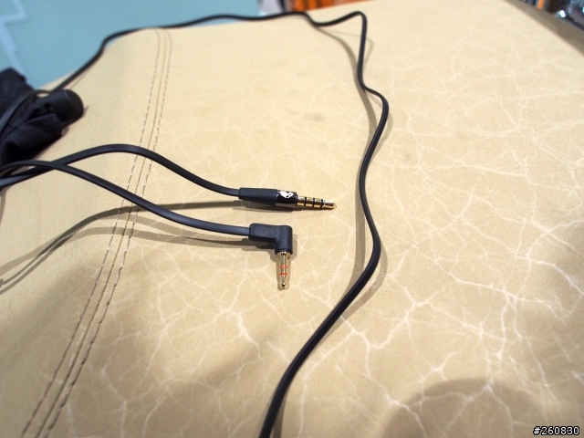 Skullcandy Navigator 小耳罩開箱