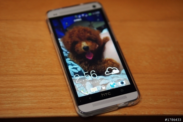 {4/20 11點30 訊息更新} HTC 太讚了!!! 返修機子已收到狀態完美!! 我的 NEW HTC ONE 外觀組裝瑕疵送修紀錄，待續~(4/20)