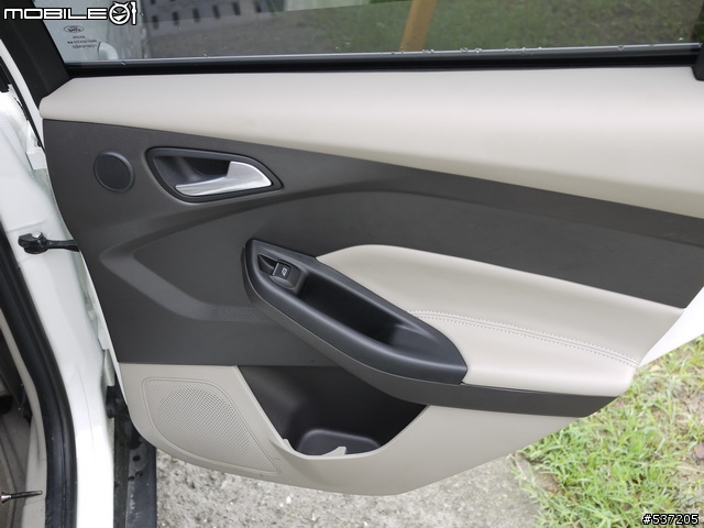 [圖多] FORD FOCUS 24小時免費開回家-- 屏東三地門-霧台-高樹-高雄內門 一日遊 + 內裝配備圖說