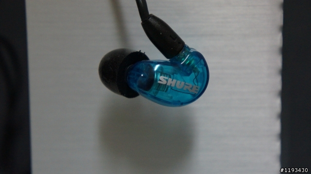 C710 Sorry，最後選擇了SHURE SE215SPE-A 特別版 開箱