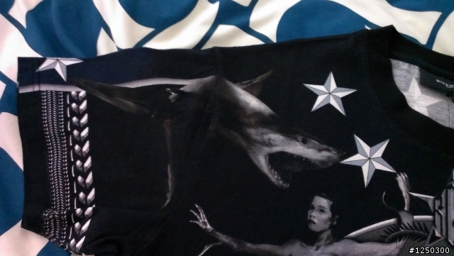 [Givenchy 纪梵希] 2012 Givenchy shark and mermaid  t shirt 開箱