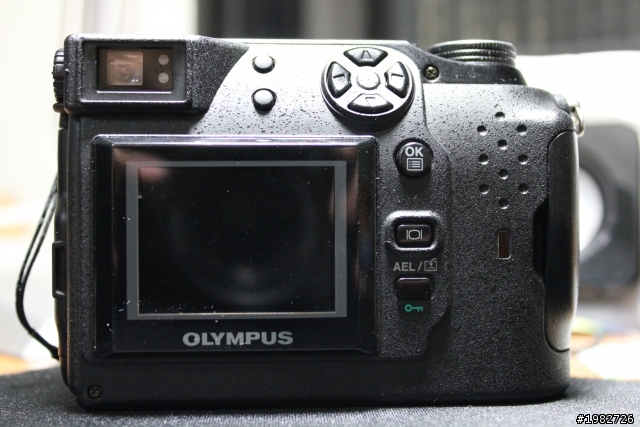 經典銘機 Olympus Camedia C-4040Z 開箱