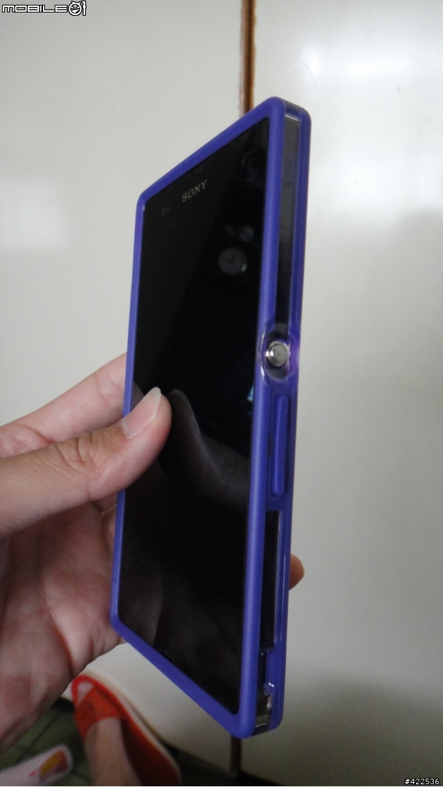 （開箱） xperia z x-doria bumper 紫