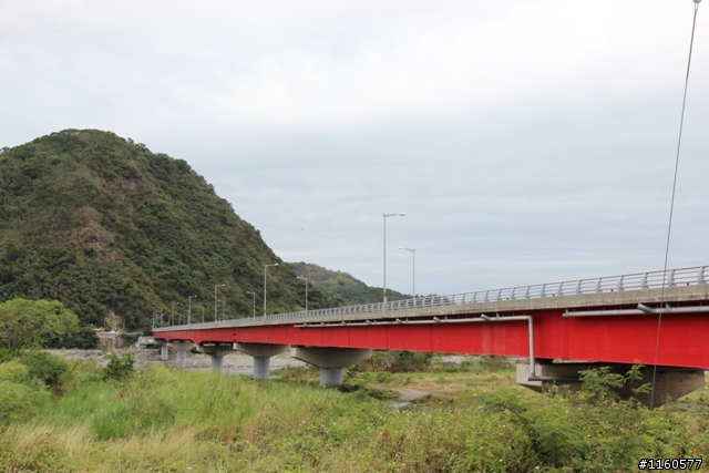 全 台 最 美 的 自 行 車 道 -台 東  山 海 鐵 馬 道