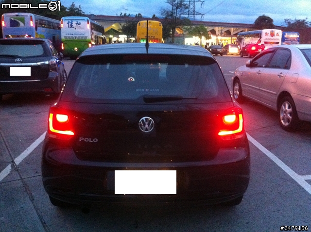 家裡小車開箱 七八百公里 油耗測試 有驚到 我們家的NEW POLO