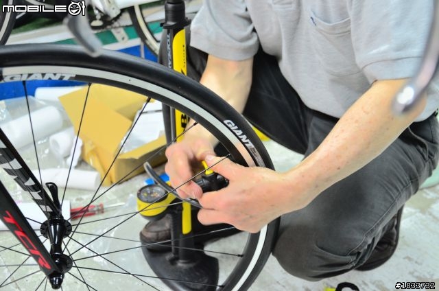 ::不定時更新::2013 GIANT TCR2 開箱