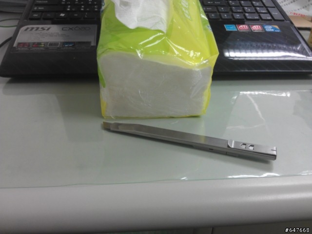 Swift DIY 吸頂面紙(器)~~