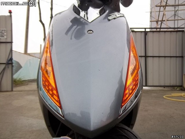 2013 GSR 125尊爵版鐵漢灰 開箱