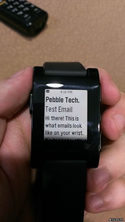 [開箱文]Pebble watch(智慧型手錶)