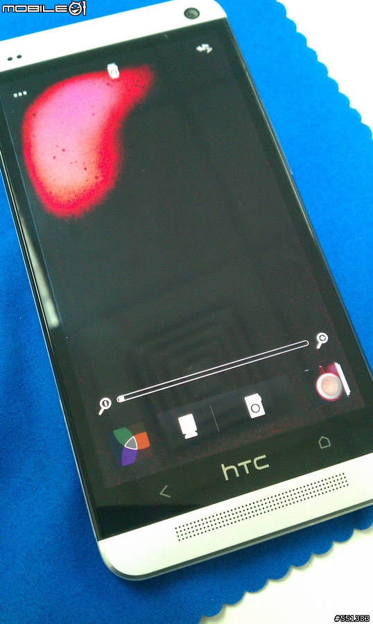我是HTC忠實愛用者..不巧的剛好買到有瑕疵的 NEW ONE