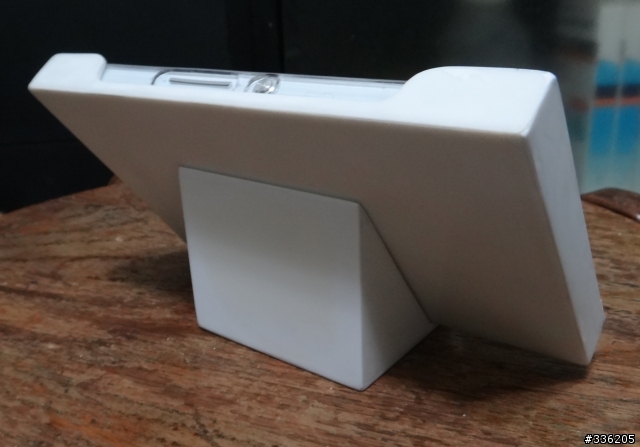 我的 SONY XPERIA Z 自製充電底座(2013/04/12完工)