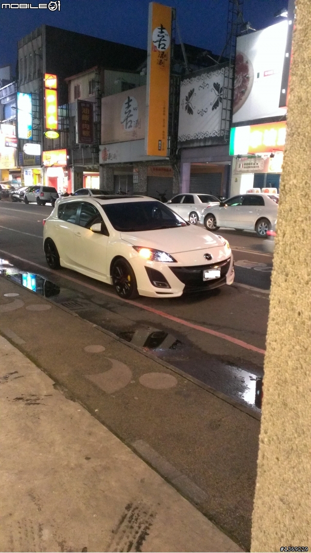 Mazda3原廠17"消光黑鋁圈+燻黑車燈