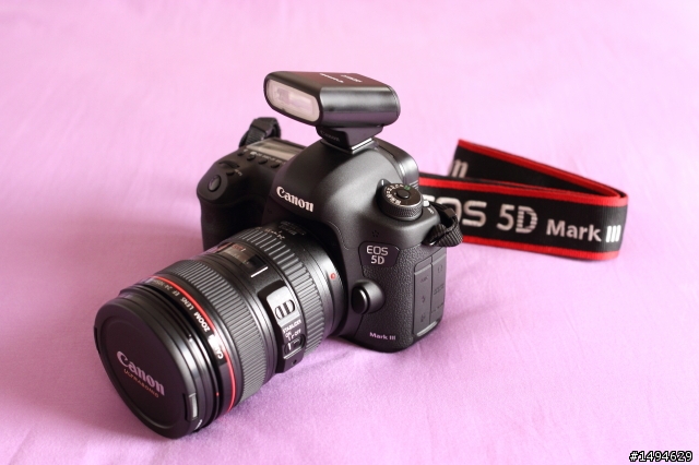 [開箱] 迷你閃光燈 Speedlite 90EX 開箱、簡單實拍心得