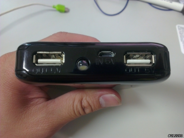 AILI 新一代 18650行動電源盒開箱