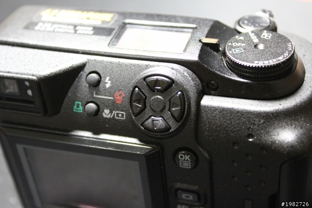 經典銘機 Olympus Camedia C-4040Z 開箱