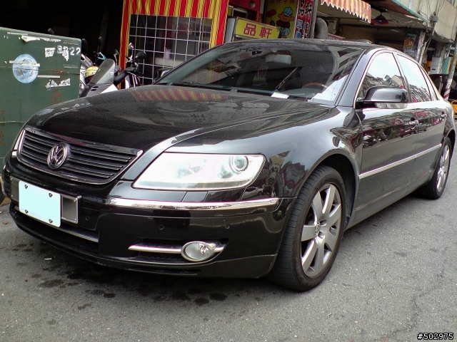 罕見的Phaeton V8