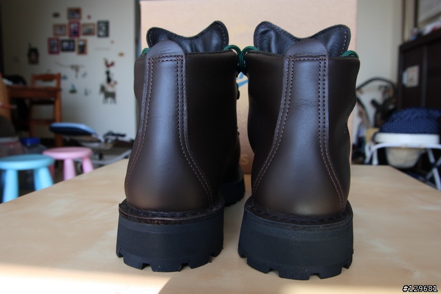 [簡單開箱] Danner Mountain Light II