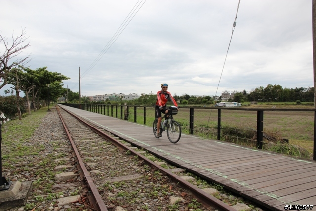 全 台 最 美 的 自 行 車 道 -台 東  山 海 鐵 馬 道