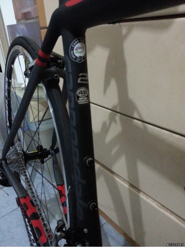 終於入手了  canondale super six evo red