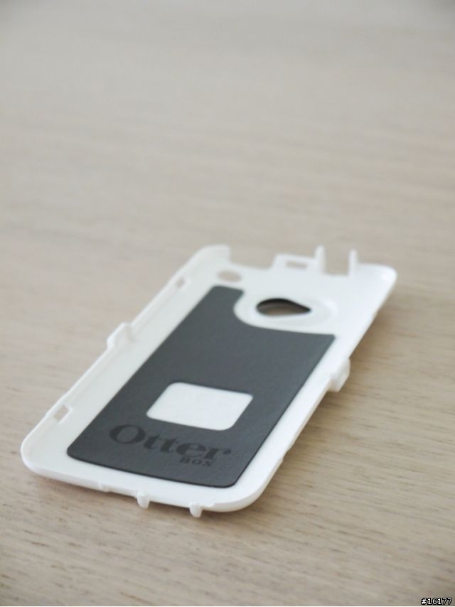 [分享] 男人的套，Otterbox Defender Series Case for HTC One 保護套