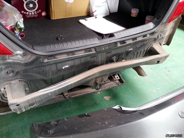 CIVIC 9被追撞了...