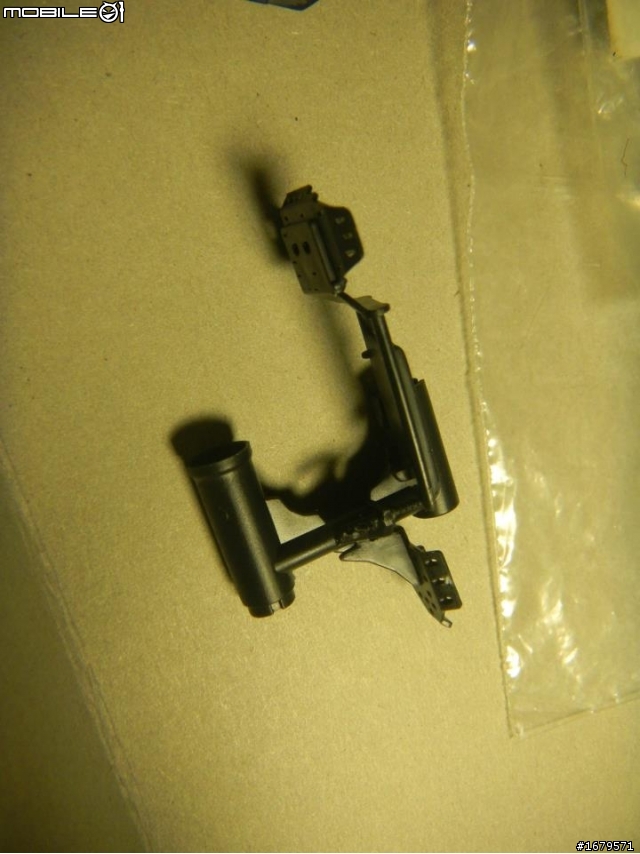 [改造製作分享] 黑暗騎士BAT POD 1/25會”翻輪”的蝙蝠機車